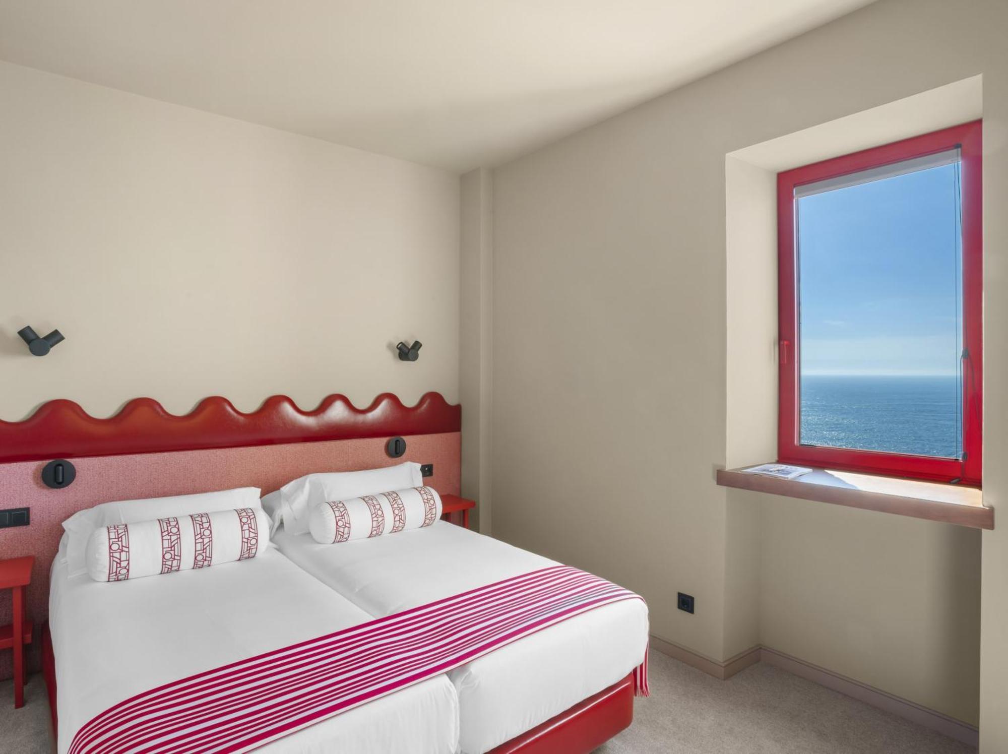 Hotel Boutique Faro Silleiro Baiona Bagian luar foto